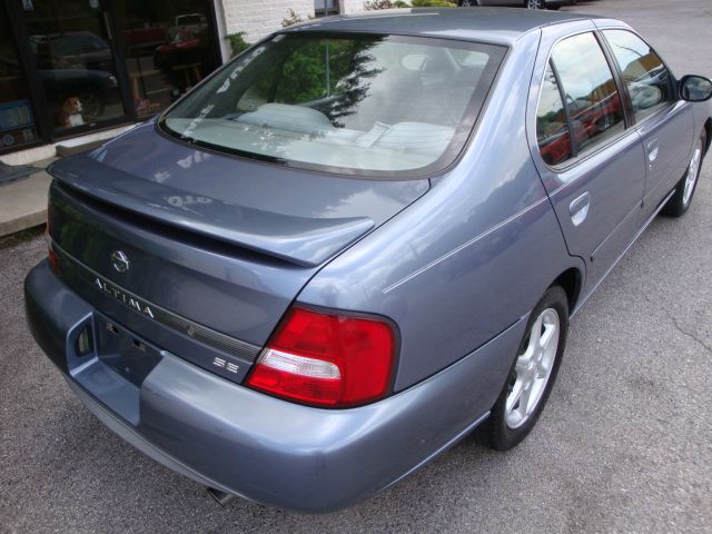 2000 Nissan Altima SE