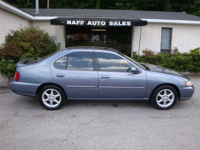 2000 Nissan Altima SE