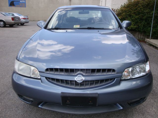 2000 Nissan Altima SE