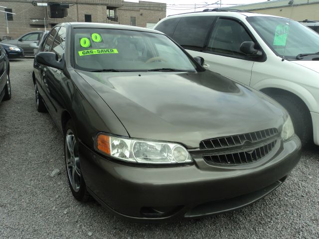 2000 Nissan Altima Unknown