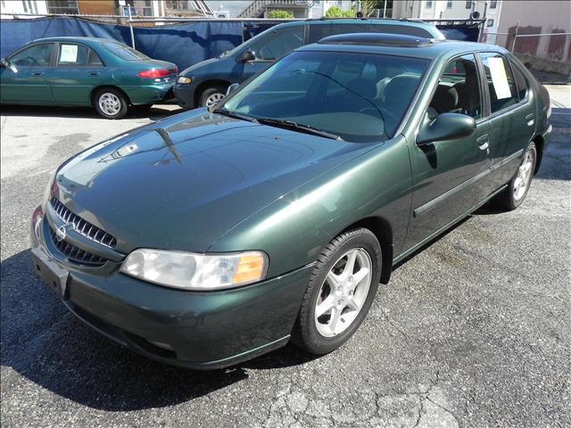 2000 Nissan Altima SE