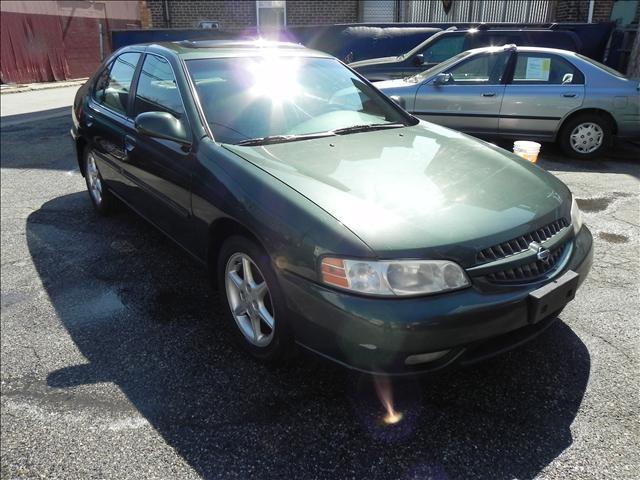 2000 Nissan Altima SE