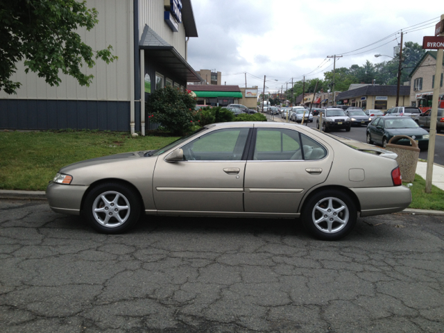 2000 Nissan Altima SE