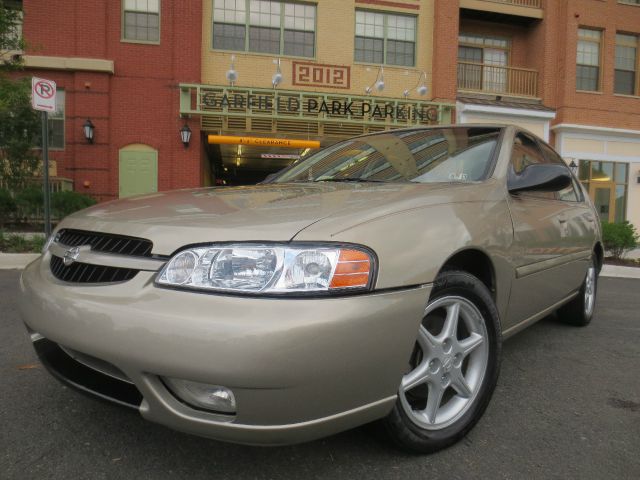 2000 Nissan Altima SE