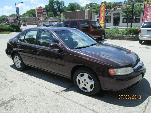 2000 Nissan Altima SE