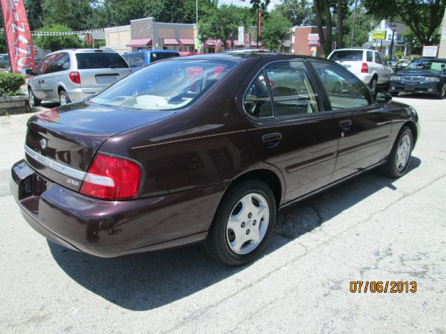 2000 Nissan Altima SE