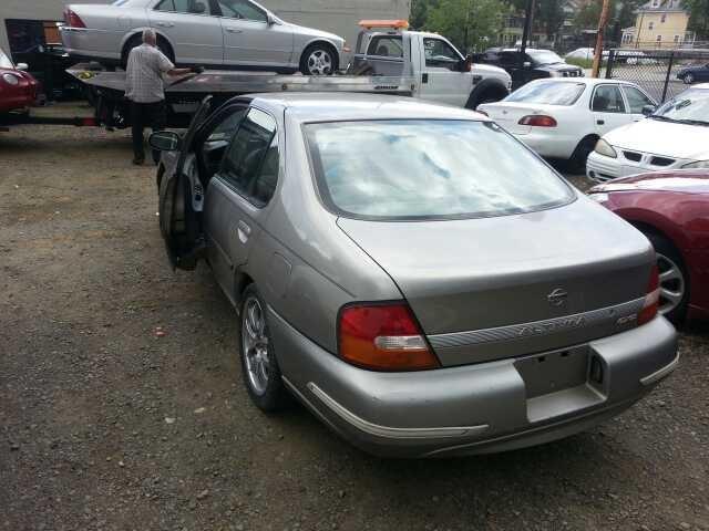 2000 Nissan Altima 3.0 Quattro