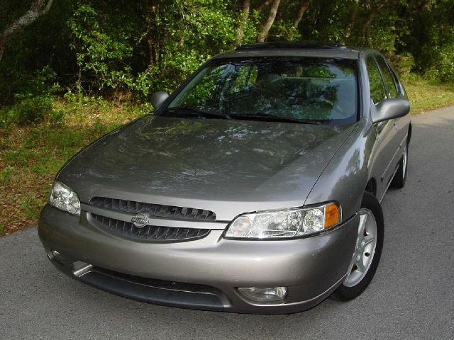 2001 Nissan Altima SE