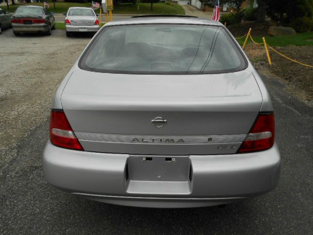 2001 Nissan Altima 3.0 Quattro