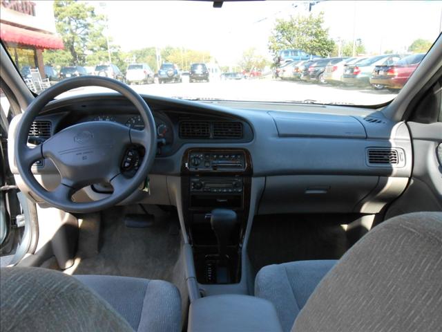 2001 Nissan Altima Unknown