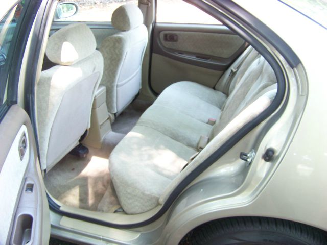 2001 Nissan Altima 750li Xdrive 1-ownerawdnavigation Sedan