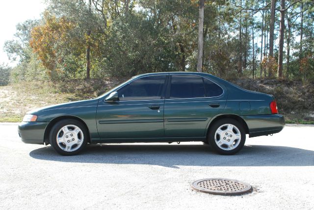 2001 Nissan Altima 3.0 Quattro