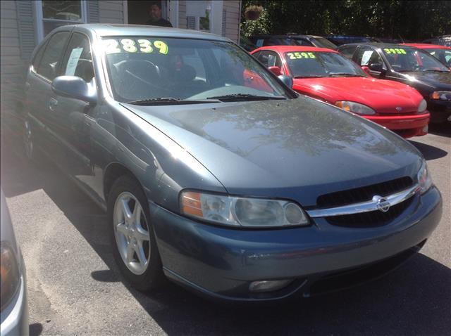 2001 Nissan Altima SE