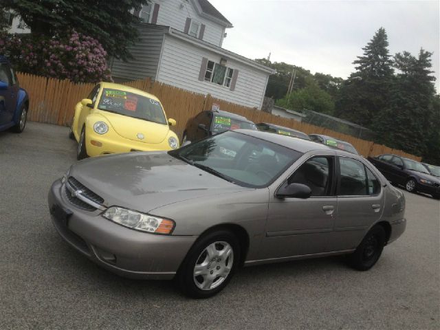 2001 Nissan Altima Unknown