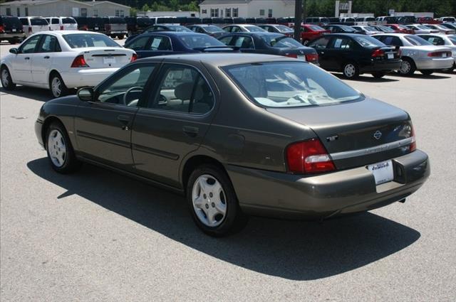 2001 Nissan Altima GTZ ES V6 LS