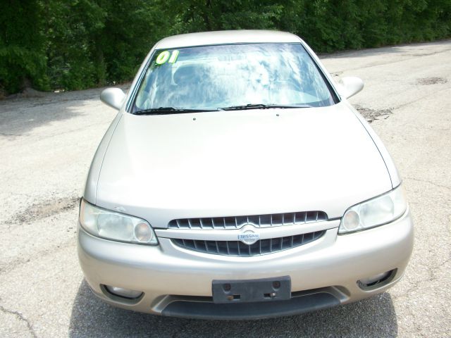 2001 Nissan Altima SE