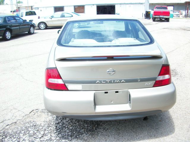 2001 Nissan Altima SE