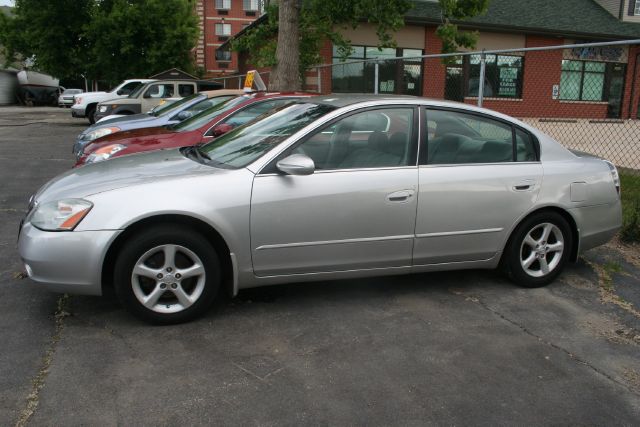 2002 Nissan Altima Pickupslt Quad Cab SWB 4WD 4x4 Truck