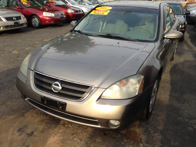 2002 Nissan Altima Pickupslt Quad Cab SWB 4WD 4x4 Truck