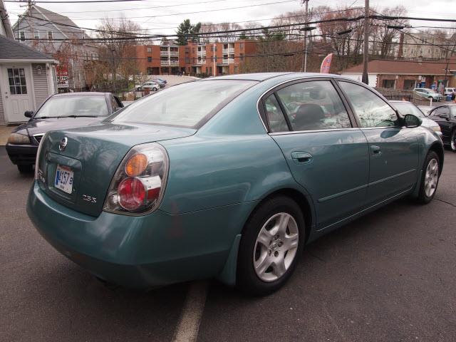 2002 Nissan Altima Pickupslt Quad Cab SWB 4WD 4x4 Truck