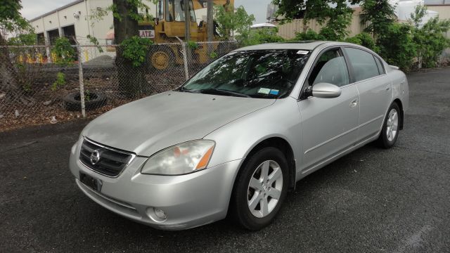 2002 Nissan Altima SLT Quad Cab 2WD