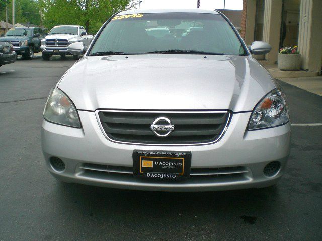 2002 Nissan Altima Pickupslt Quad Cab SWB 4WD 4x4 Truck