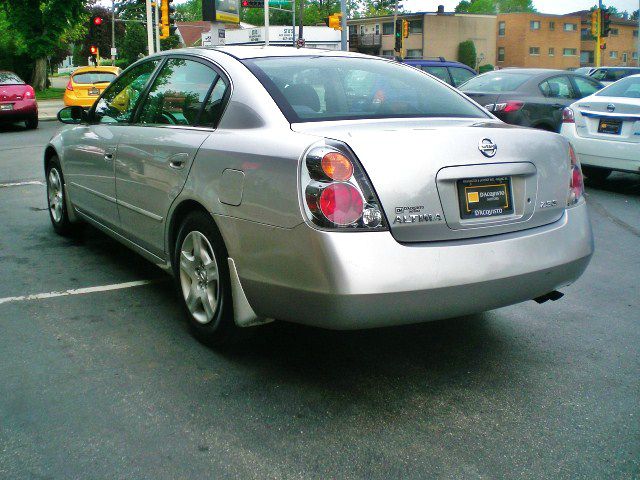 2002 Nissan Altima Pickupslt Quad Cab SWB 4WD 4x4 Truck