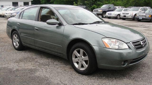 2002 Nissan Altima Pickupslt Quad Cab SWB 4WD 4x4 Truck