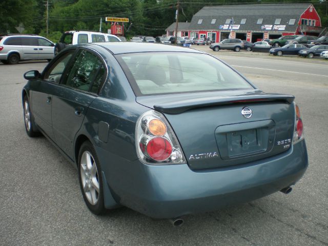 2002 Nissan Altima LE