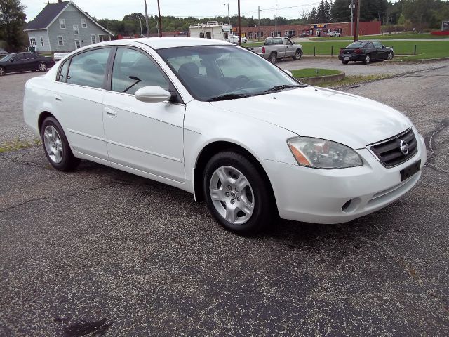 2002 Nissan Altima Pickupslt Quad Cab SWB 4WD 4x4 Truck