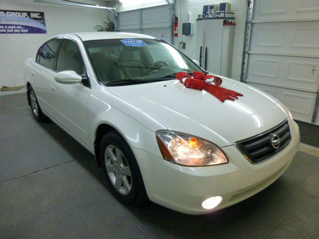 2002 Nissan Altima Pickupslt Quad Cab SWB 4WD 4x4 Truck