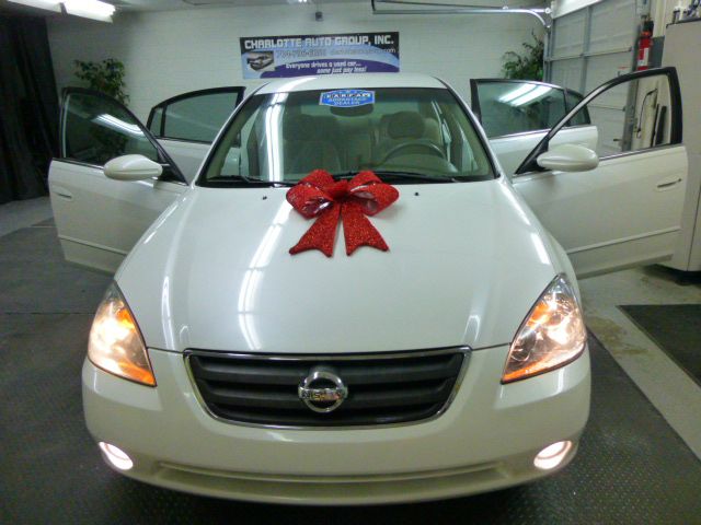 2002 Nissan Altima Pickupslt Quad Cab SWB 4WD 4x4 Truck