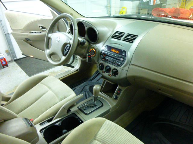 2002 Nissan Altima Pickupslt Quad Cab SWB 4WD 4x4 Truck