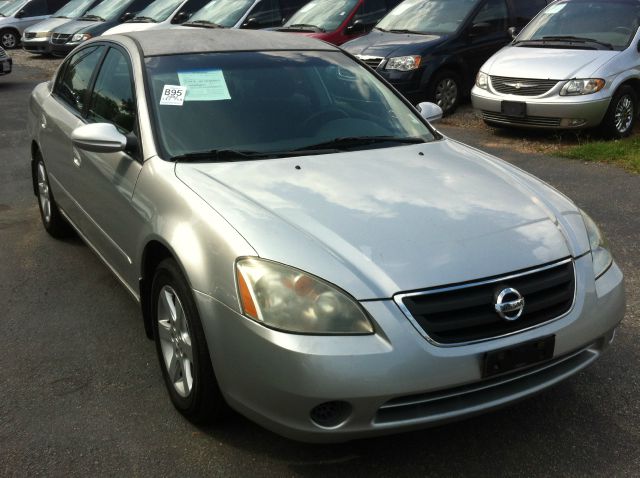 2002 Nissan Altima Pickupslt Quad Cab SWB 4WD 4x4 Truck