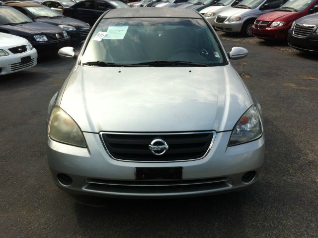 2002 Nissan Altima Pickupslt Quad Cab SWB 4WD 4x4 Truck