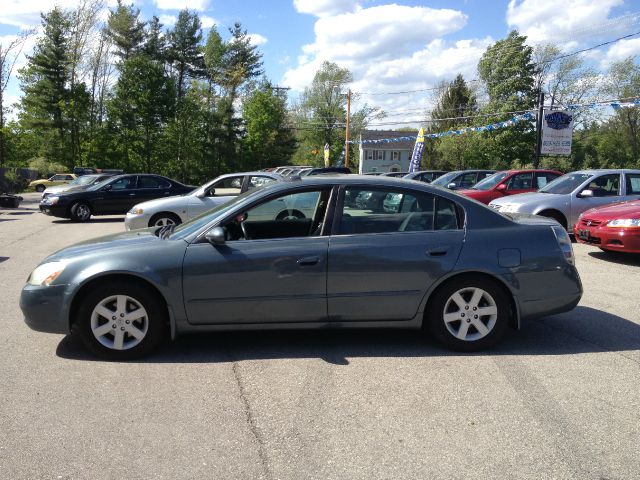 2002 Nissan Altima SLT Quad Cab 2WD