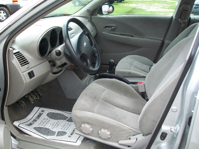 2002 Nissan Altima Pickupslt Quad Cab SWB 4WD 4x4 Truck