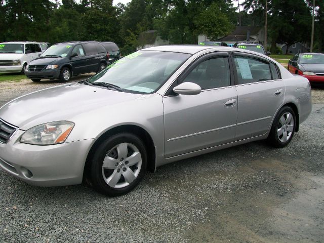 2002 Nissan Altima Pickupslt Quad Cab SWB 4WD 4x4 Truck