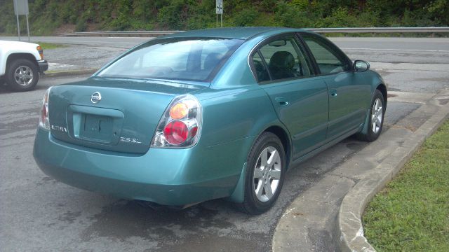 2002 Nissan Altima SLT Quad Cab 2WD