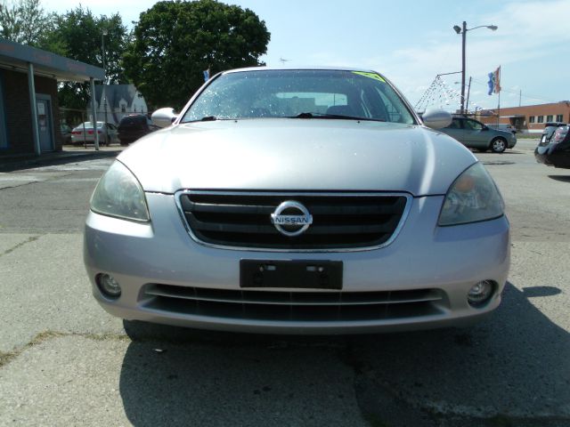 2002 Nissan Altima LE