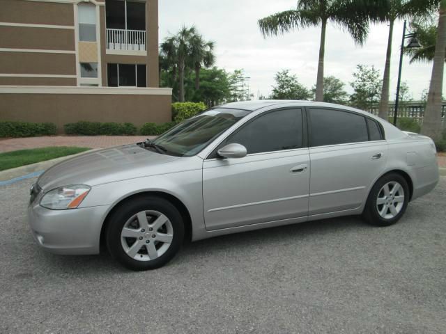 2002 Nissan Altima SLT Quad Cab 2WD