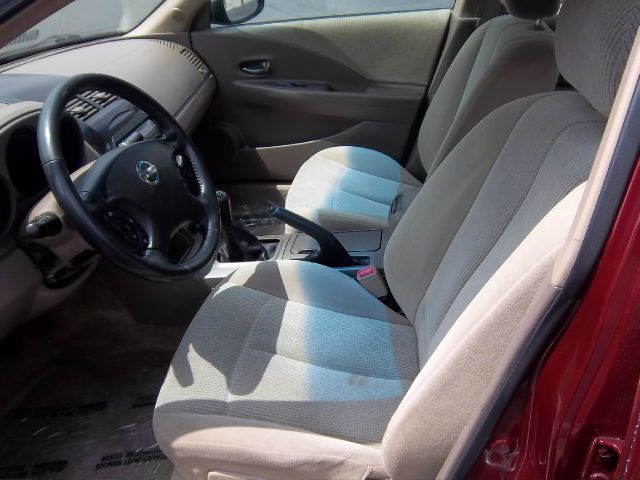 2002 Nissan Altima LE