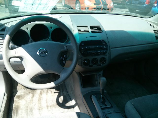 2002 Nissan Altima Pickupslt Quad Cab SWB 4WD 4x4 Truck