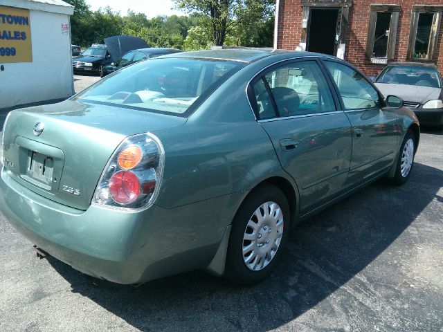 2002 Nissan Altima Pickupslt Quad Cab SWB 4WD 4x4 Truck