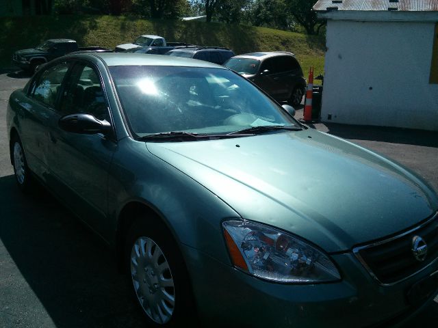 2002 Nissan Altima Pickupslt Quad Cab SWB 4WD 4x4 Truck