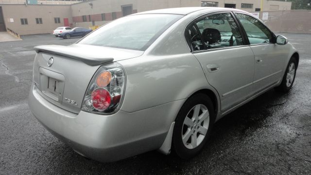 2002 Nissan Altima SLT Quad Cab 2WD