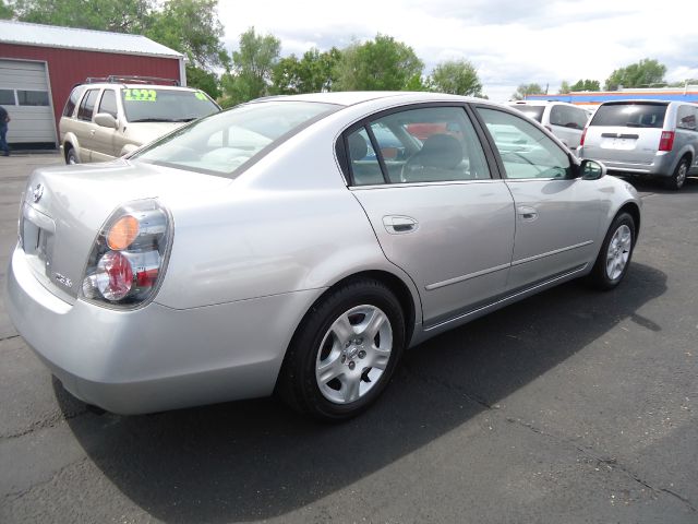 2002 Nissan Altima Pickupslt Quad Cab SWB 4WD 4x4 Truck