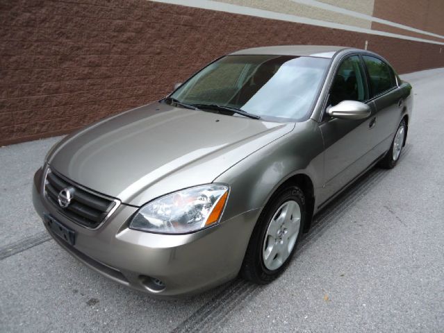 2002 Nissan Altima Pickupslt Quad Cab SWB 4WD 4x4 Truck