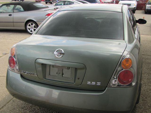 2002 Nissan Altima Pickupslt Quad Cab SWB 4WD 4x4 Truck