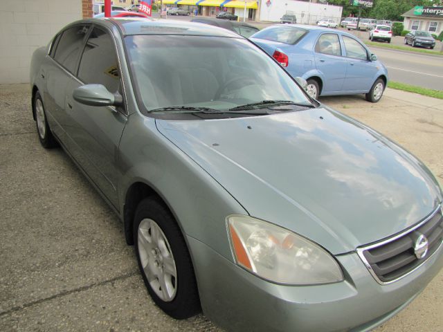 2002 Nissan Altima Pickupslt Quad Cab SWB 4WD 4x4 Truck